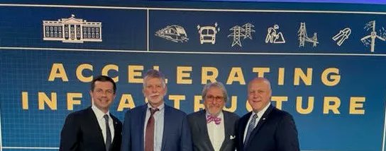 nyutandon's tweet photo. #NYU's Operation Fast Track was cited @WhiteHouse's announcement to #Accelerate #Infrastructure by @SecretaryPete &amp; @MitchLandrieu46 https://t.co/0EfOo2Plms @nyutandon #NYUTandonMade #Intercep #ProjectNext #IDCInnovationHub @nyuniversity https://t.co/VJmMTp5cSE