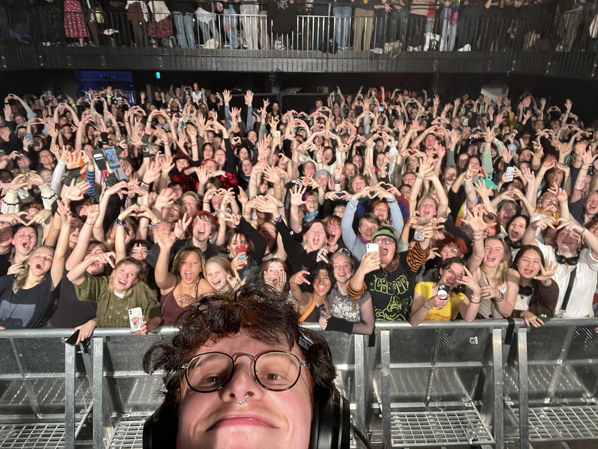 Robbie on Twitter: "my bereal wasnt working but i felt bad after saying