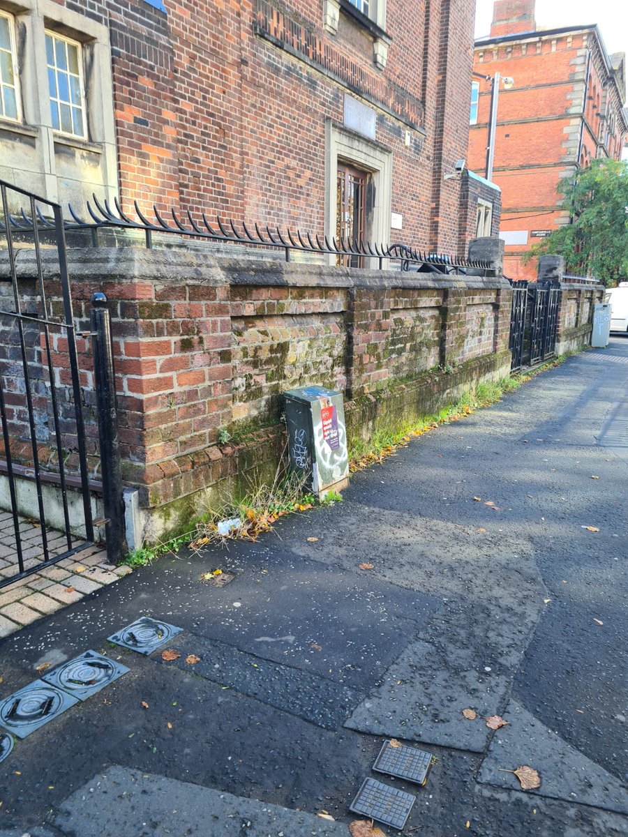 WBClean's tweet photo. Not only did this customer realize first impressions counts they started thinking about health and safety for staff and customers 
#powerwashing #steamcleaning https://t.co/mrXpvWWCAt