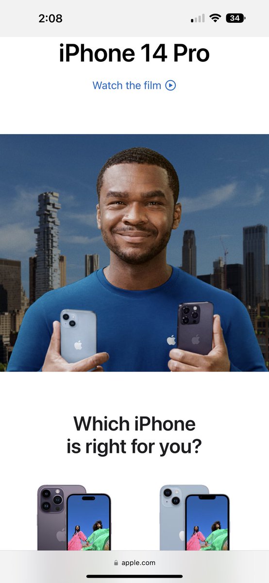 _addissun's tweet photo. @Apple I’m no expert when it comes to ads but, what’s going on with @apple’s ads.? The photoshop is so bad in the way he’s holding these iPhones. This quality is giving me @LGUS smartphone vibes. 🙃 https://t.co/Qa1SmW1NtX