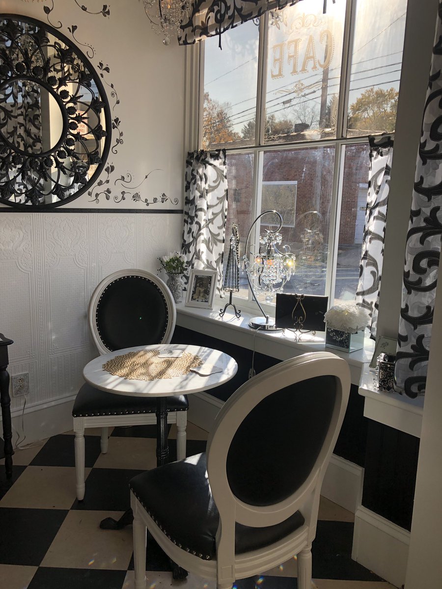 Vanessa Johnsen tweet media