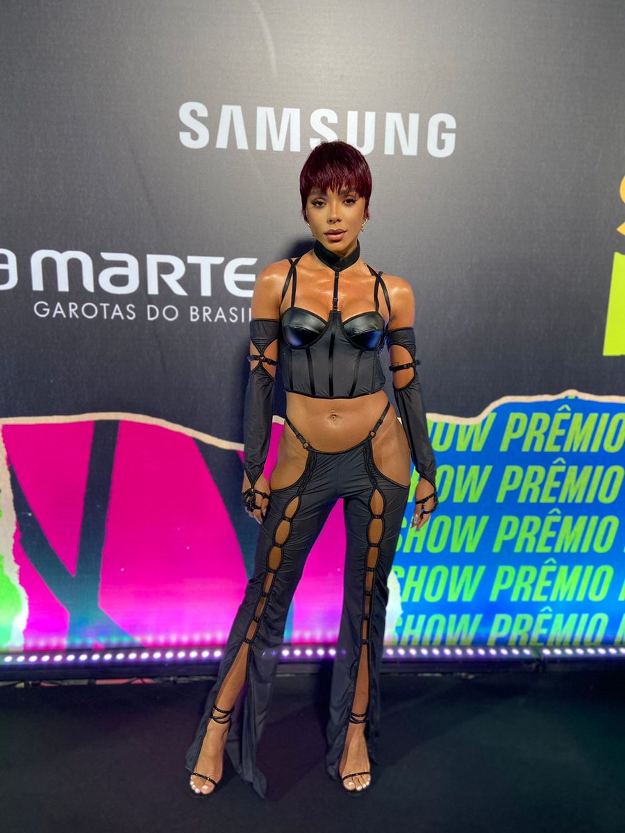 multishow's tweet photo. Simplesmente @brunnagoncalves no tapete do #PrêmioMultishow 

🥵🥵🥵🥵🥵🥵🥵🥵🥵🥵 https://t.co/s6ikFV4PU1