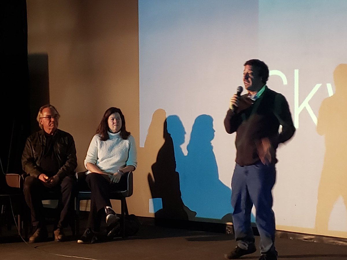 DocsMX (@docsmx) on Twitter photo Nuestro codirector <a href="/IntiCordera/">Inti Cordera</a> presenta a <a href="/pameladyates/">Pamela Yates</a> y <a href="/pacony/">Paco de Onís</a>, fundadores de <a href="/skylightpix/">Skylight</a> y amigxs de DocsMX.
#17DocsMX #VolvernosHistorias Nuestro codirector <a href="/IntiCordera/">Inti Cordera</a> presenta a <a href="/pameladyates/">Pamela Yates</a> y <a href="/pacony/">Paco de Onís</a>, fundadores de <a href="/skylightpix/">Skylight</a> y amigxs de DocsMX.
#17DocsMX #VolvernosHistorias