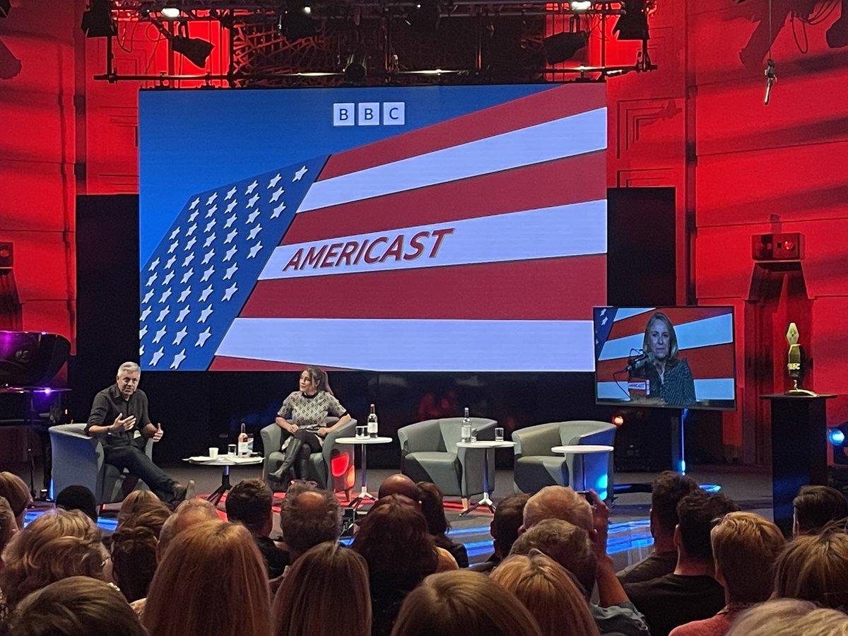 SimonAHPInfo's tweet photo. Really enjoyed being in the audience for this @ChrisMasonBBC! A great evening of political and current affairs chat #CastFest #BBC100 @JonathanAspinw1 @faisalislam @katierazz @adamfleming @vicderbyshire @BBCsarahsmith @mariannaspring @JustinOnWeb @VitalyBBC @ggatehouse @BBCSounds https://t.co/SVtTYuqX6d