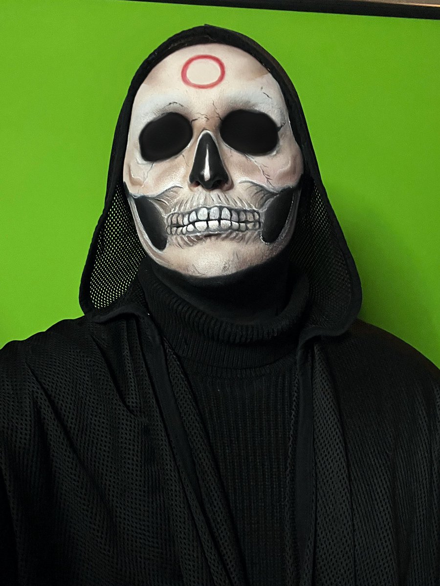 EnviiWylde's tweet photo. Here’s a lil sneak preview of a special thing we did for #TMORM 
Happy Spooky Season! 💀🎃 https://t.co/y7SqCzc2ln