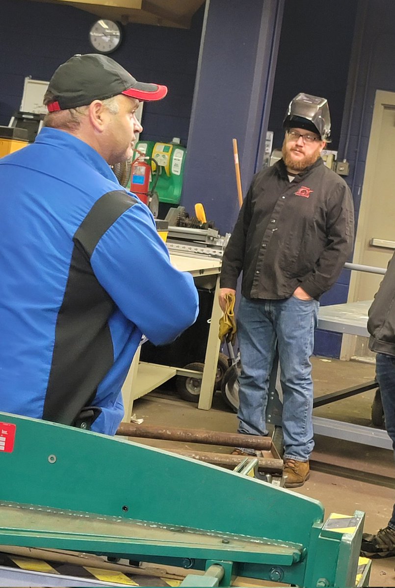 lfestenstein's tweet photo. @RCSDNYS @RCSDOACES  is proud to partner with Veteran's Outreach to offer a two week Small Engine Repair and Welding Boot Camp. Thanks to teacher Jim Kellman! Now, #Let'sGetToWork! @drpeluso @rm515151 https://t.co/5Gnw2RmRSa