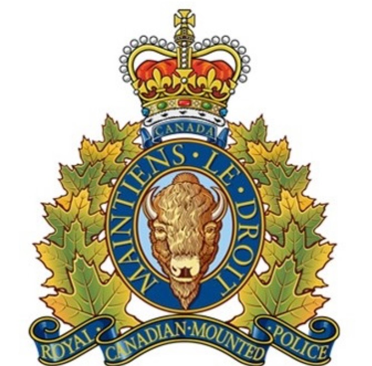 AdamPalmerRCMP's tweet photo. Our hearts at #VPD are heavy with sorrow - we send our deepest heartfelt condolences to the family &amp; our brothers &amp; sisters in the #RCMP following the tragic murder of the @BurnabyRCMP officer as she bravely served her community @BCRCMP @npffpn @VancouverPD https://t.co/PBLddIOqlT