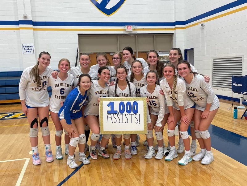 Congratulations to Wahlert Catholic Golden Eagles' setter, Olivia Donovan, who reached the 1,000-assists mark last night in the Eagles' post-season win over Olwein. @ighsau
