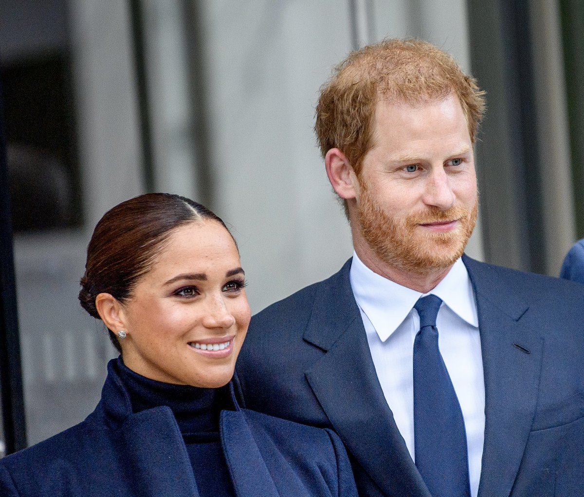 Variety's tweet photo. “My husband’s favorite is In-N-Out,” says Meghan Markle. “There’s one at the halfway point between L.A. and our neck of the woods. It’s really fun to go through the drive-thru and surprise them. They know our order.” https://t.co/YDDQTTwgg9 https://t.co/xLADaMFqqU