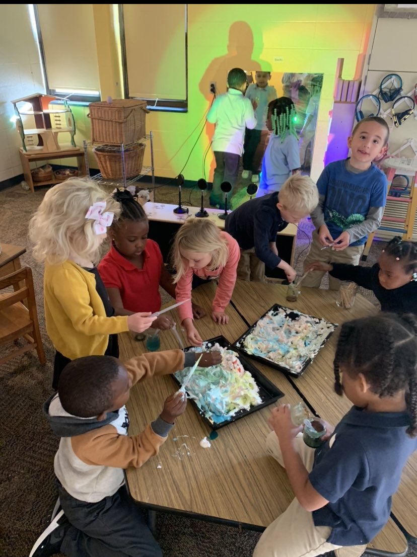 _Ms_Meredith's tweet photo. We have had so much fun exploring color this quarter! Here is a peak into our color party before break 🌈🎨 https://t.co/7jGIbFXM5W