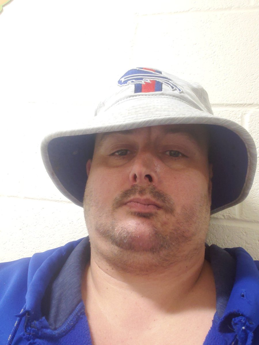 OknefskiTroy's tweet photo. Stressed. https://t.co/p3wn0YeWSG