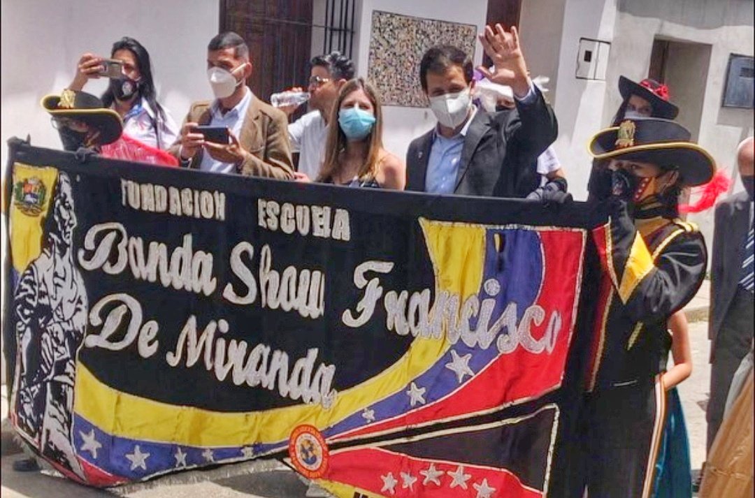 eliasayegh's tweet photo. Vaya en este día tan especial para la gran familia de la Banda Show Francisco de Miranda todo nuestro reconocimiento, gratitud y felicitación por su XIX Aniversario.

Su energía, carisma y alegría siempre desbordan cada rincón de nuestro municipio #ElHatillo. #VenezuelaPosible https://t.co/pvcJdJe3e5