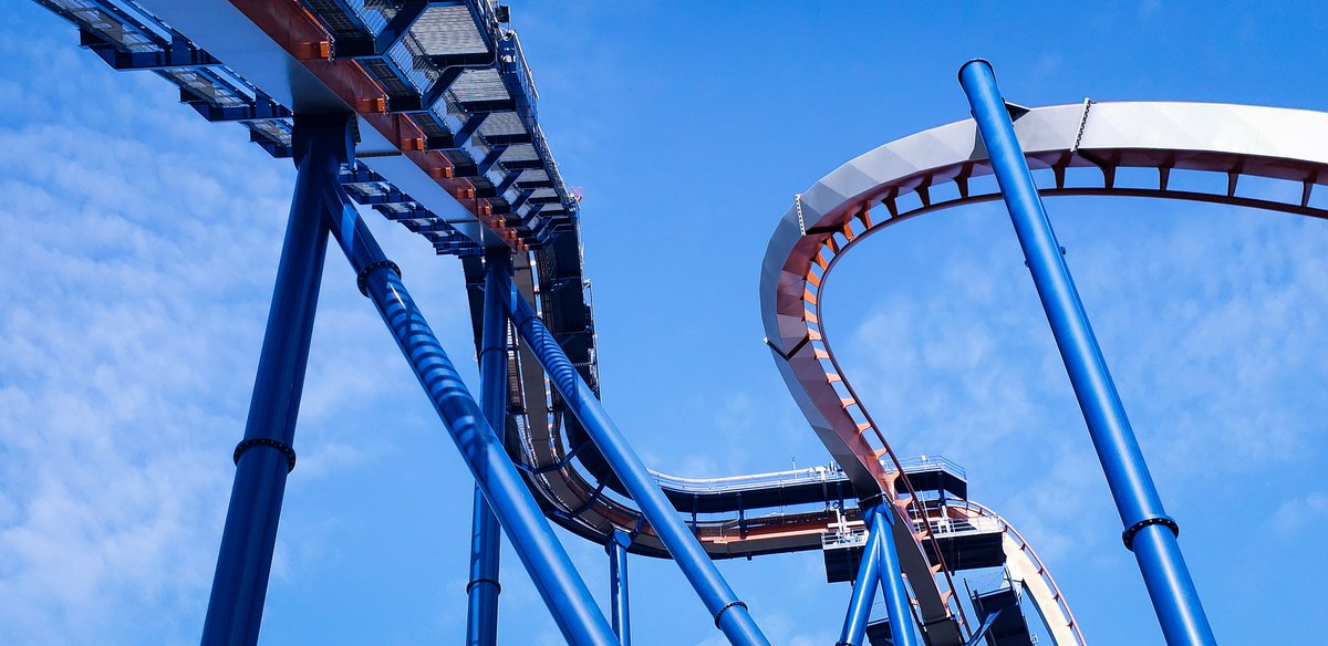 WWoman08's tweet photo. Love that B&M track! ๐๐ข #valravn #cedarpoint #trackshot #Rollercoaster #shoresandislands #dare2dive #sanduskyohio https://t.co/L5BG5Hk74b