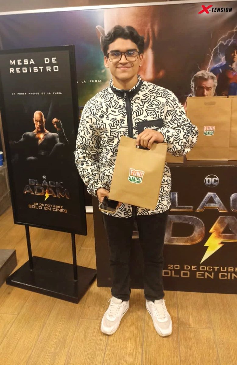 xtensionsac's tweet photo. El día de ayer estuvimos en el espectacular avant premiere de Black Adam⚡
Y X-Tension estuvo presente sorteando funkos entre los invitados😉 😎

#BlackAdam #avantpremiere #estreno #funkos #originalfunko #sorteo https://t.co/oLDO6ihmSP