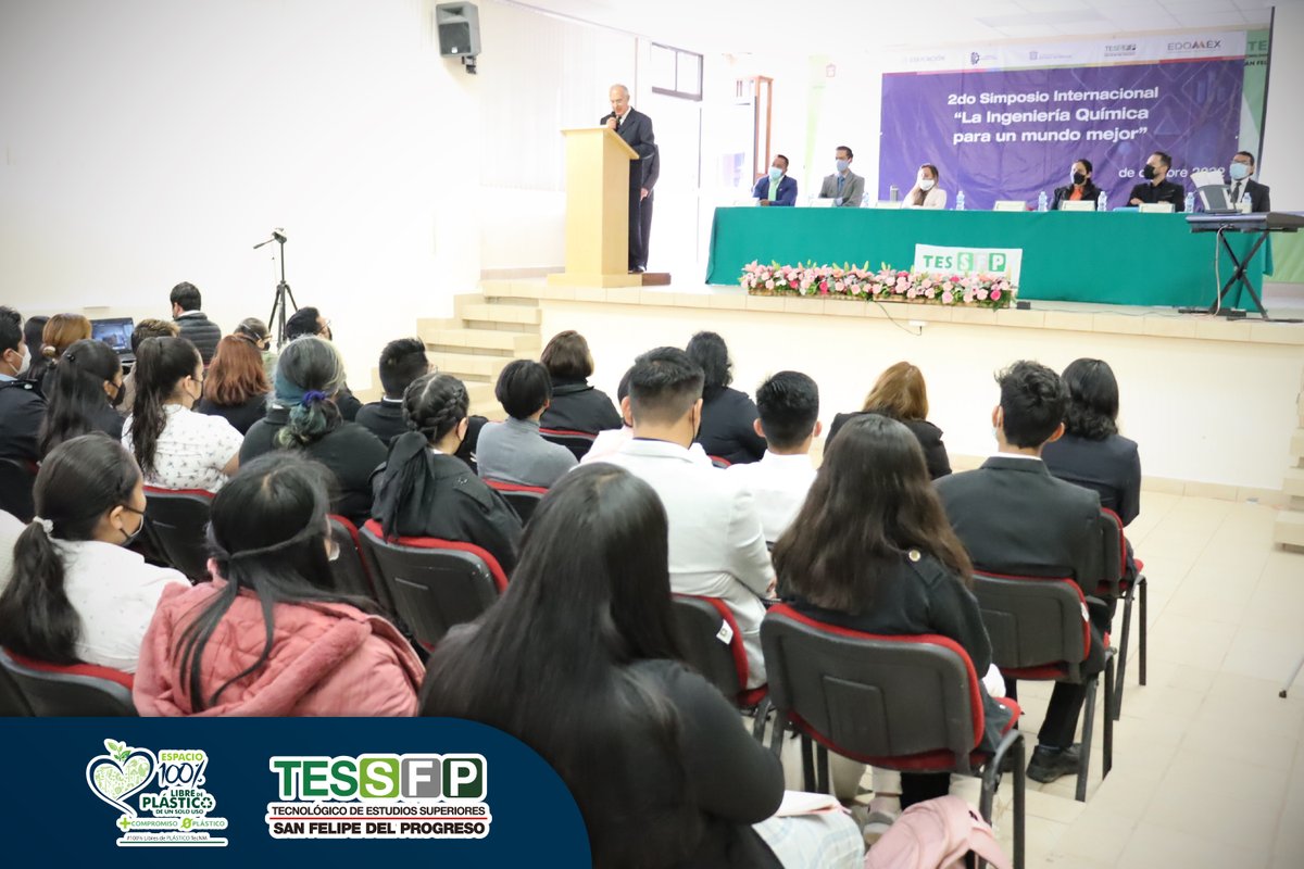TESSFP_Edomex's tweet photo. El Mtro. Arturo Vélez Escamilla, director general del #TESSFP, la jefa de la División de Ingeniería Química, I. Q. Mirza Monserrath Ayala Landeros y el Dr. Javier Mauricio Naranjo Vasco, inauguraron el 2do Simposio Internacional "La Ingeniería Química para un Mundo Mejor". https://t.co/KtuCrhLZXj