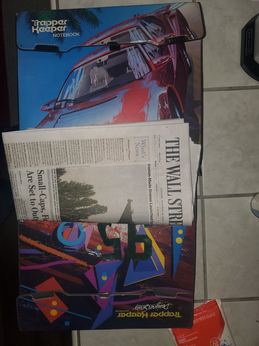 drosengrant151's tweet photo. @rotobuzzguy @SiriusXMFantasy @FantasyAlarm a pair of Trapper Keepers with today's WSJ https://t.co/i4Q12LTjZl