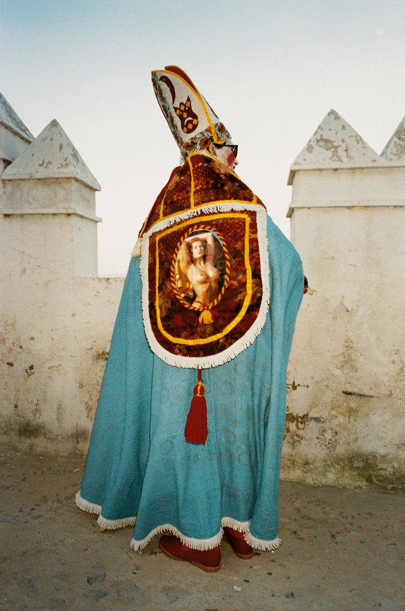 #CristóbalHara  Enhorabuena al  Premio Nacional de Fotografía 2022.
“solo lo fantástico puede ser exacto”.