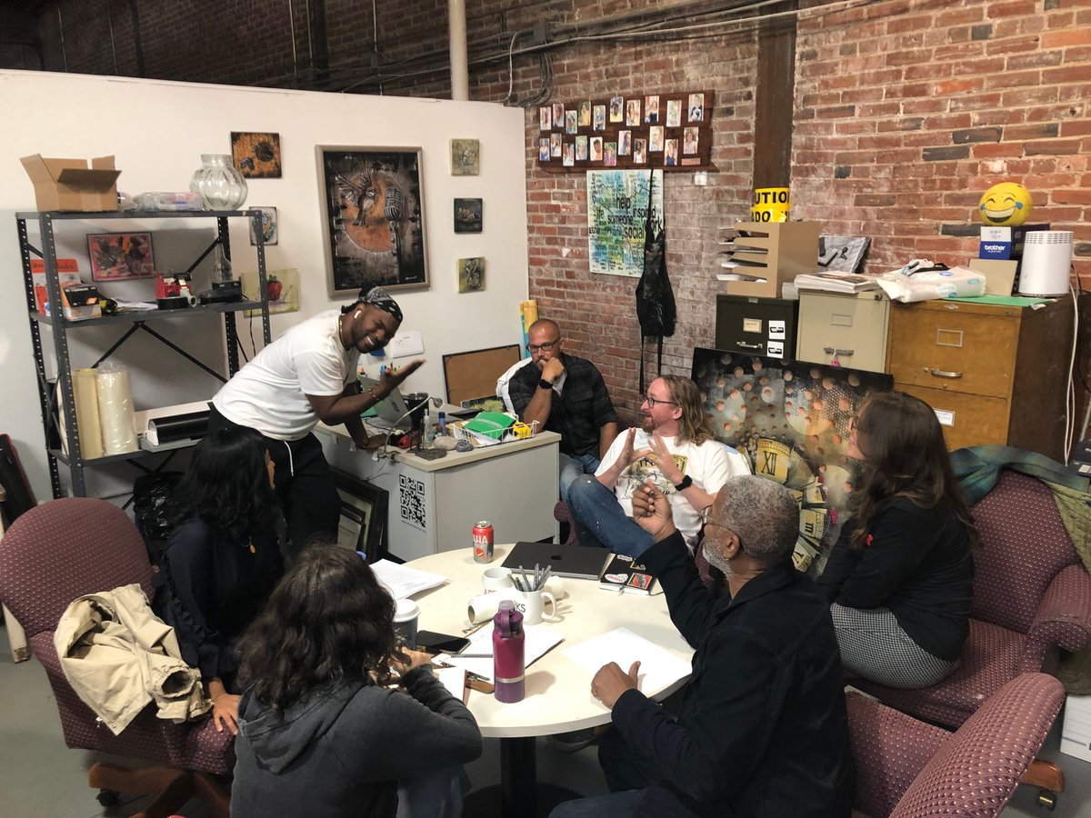 We're back! And with a new team! Meet our little Artworks family!