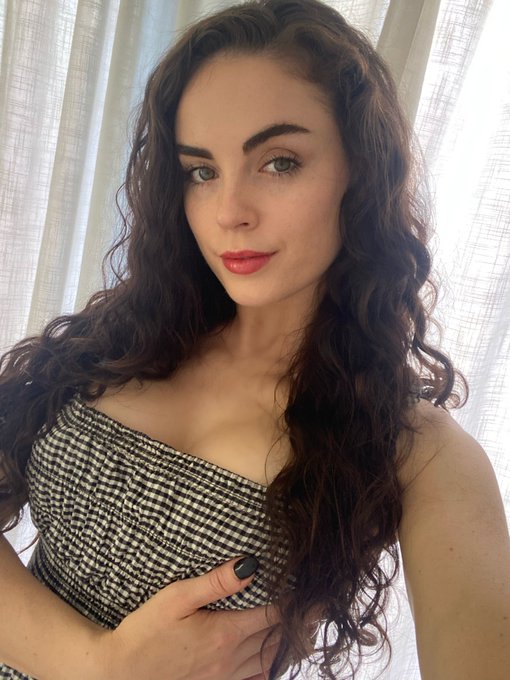 I&rsquo;m available to drain wallets on SextPanther for the next two hours. Prepare a full account if you can<a href="/tag/slavetraining"class="tags"><span>#slavetraining</span></a><a href="/tag/orgasmdenial"class="tags"><span>#orgasmdenial</span></a><a href="/tag/nonutnovember"class="tags"><span>#nonutnovember</span></a>