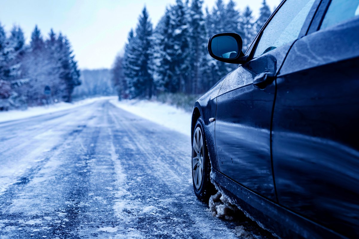 AMC_insurance's tweet image. Winter driving tips that could save your life❄️
Winter driving can be challenging for even the most experienced driver.
bit.ly/3Tel9Ge, -866-350-8555.
#amcinsuranceservices #icbc #ICBC #ShareTheRoadBC #bcdrivers #britishcolumbia #LeaveYourPhoneAlone #EyesFwdBC