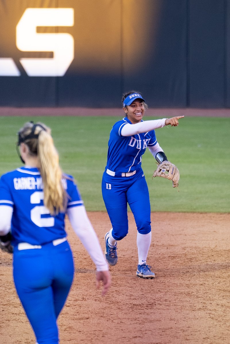 “She is the #1 infielder in the 2022 class, known for her quickness, smooth hands, impressive softball IQ and leadership skills.' -@DukeCoachYoung Aminah Vega named to @NCAASoftball Top 55 Freshmen to Know Heading into 2023 🥎 ➡️ goduke.us/3yM1LYH