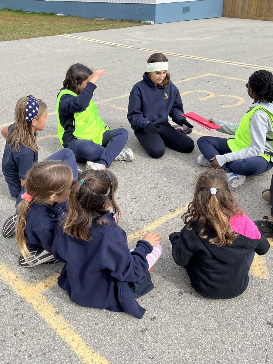 MarkLion14's tweet image. First day @MarkLion14  Grade 6 LIONS lead cooperative recess games!!! Thank you Mrs. Foley, Julia (ND CoOp Student) and Mrs. Durham for all the training! #RecessFun