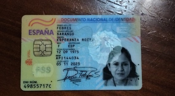 RocioFebres's tweet photo. @ConEspGuayaquil Buenas tardes
Señor Consul le pido de manera especial que se dignen a responder los correos electrónicos, o dígame de qué manera puedo contactar con ustedes, estoy esperando una resolución de una inscripción de matrimonio, el 16 de marzo hice la entrevista de preguntas en España https://t.co/Wmka04yBZq