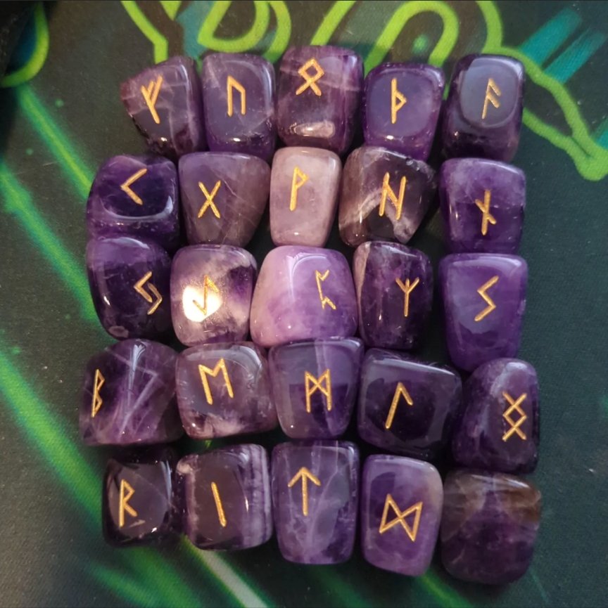 Azhurai1's tweet photo. My runes came!! Aren't they so pretty??
#justpaganthings #norserunes #prettyrocks https://t.co/o9MV99ZRug