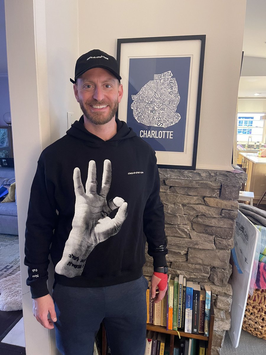 robertdkoch's tweet photo. @warriors ring night! Finished a platelet donation at the Red Cross in time to get a pic…now carefully removing my merch so as not to get dirty with kiddo dinner, bath, and bedtime. Actually cold enough for a sweatshirt here in Charlotte today. @2974Collection https://t.co/XVQqOwQeek