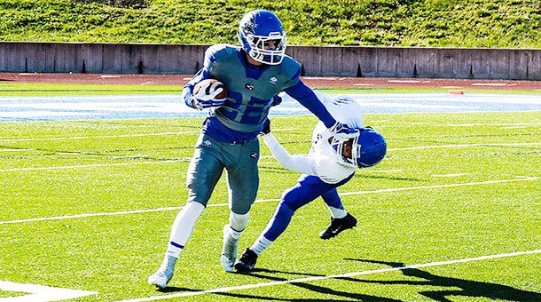 After a great talk with <a href="/CoachCutshaw/">Roy Cutshaw Jr</a> I’m blessed to have earned another offer to play football for <a href="/CSCwildcatsFB/">Culver Football</a>. ⚪️🔵 <a href="/kentMiddleton5/">kent Middleton</a> <a href="/HeluSoma/">Soma O. Helu #helutribe</a> <a href="/JavierJMorales/">Javier Morales</a> <a href="/AndyMorales8/">Andy Morales</a> <a href="/SOAZFootball/">Southern Arizona Football</a> <a href="/gridironarizona/">Gridiron Arizona</a> <a href="/PrepRedzoneAZ/">Prep Redzone Arizona</a>