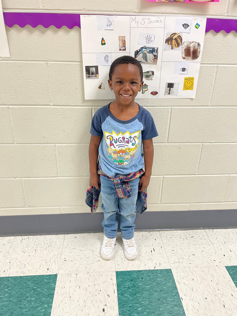 Ward_Colts's tweet image. This week we are celebrating Digital Citizenship Week! Today was 90s Day and Give Others Credit to encourage students to give credit when using the words or pictures they find online. It was a great day! #wardstrong #4houses1school