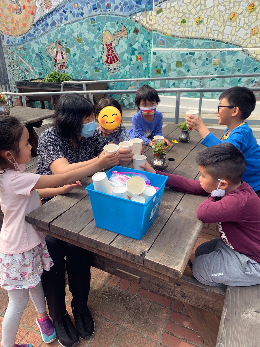 West Portal Elementary Garden tweet media