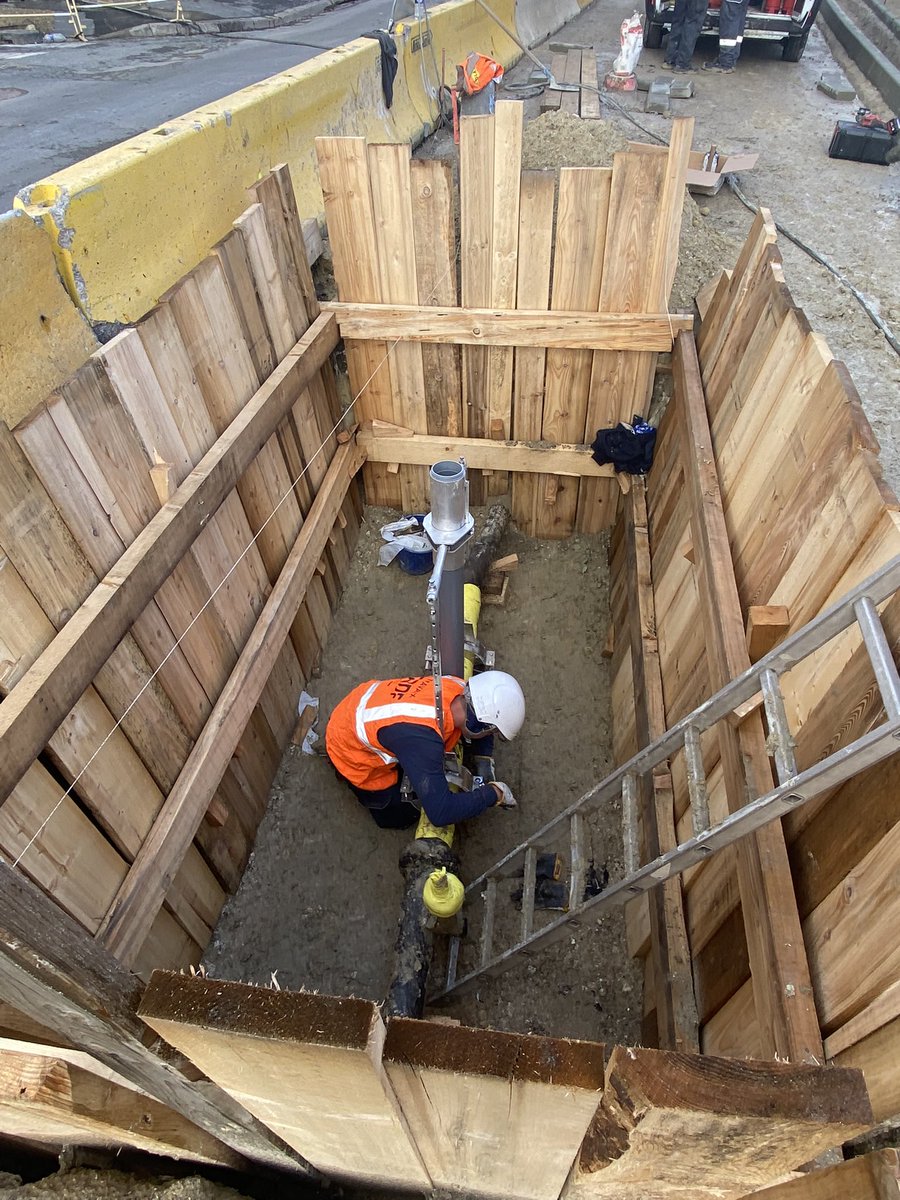 Aujourd’hui merci à Christophe, Éric, José et Jovan #AI1CN <a href="/GRDF/">GRDF</a> pour une pose en urgence d’un kit vanne sans butée lors de travaux d’aménagements de voiries @Villemomble et <a href="/Rosny_sous_Bois/">Rosny-sous-Bois</a>  !! #GRDFIDF #GRIDFEST <a href="/AshELH/">achraf El-H</a> <a href="/yvesabela/">Abela</a> <a href="/PETITGENETAnto1/">PETITGENET Antoine</a> <a href="/Act4gaz/">Act4gaz</a>