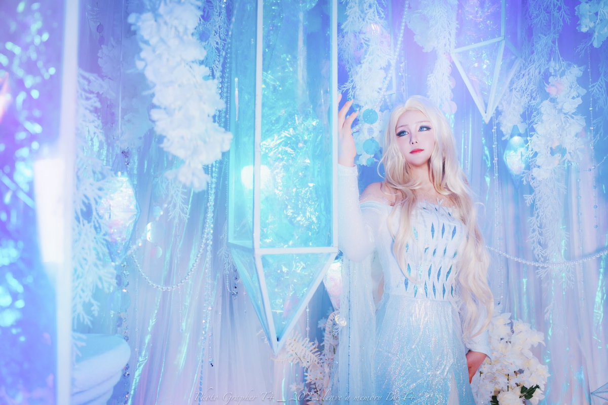 _Photo_Dust_'s tweet photo. [Cosplay]

『Preview』
겨울왕국 2 (Frozen II)
엘사 (ELSA)

Model : @viyorr1 

Photo by: @man_of_sweet

#엘사 #겨울왕국 #겨울왕국2 #디즈니 #Elsa #Frozen #Frozen2 #Frozen2TH #Disney https://t.co/LOKkeYtDnw