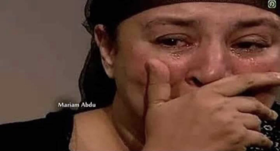 بعد ما تخطيت اليوم كله وعملت مش فارق معايا  

انا في اوضتي بالليل :