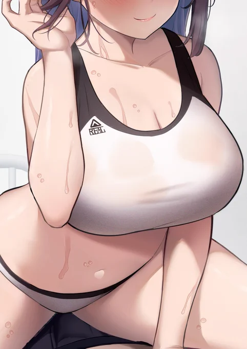 「これでもダイエットしてるんだよ・・・」
胸が重いらしい。

#えんこーちゃんのパパ活日記 