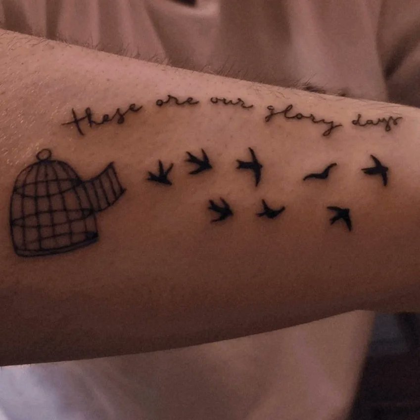 meltdownandi's tweet photo. #10YearsOfVamily
4ever in my skin x. https://t.co/28bNsm6oqB