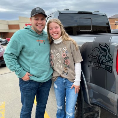 EmilyKayWalton's tweet photo. New truck and Jacks going no. 1 calls for a #NewProfilePic https://t.co/z9uxl3WTOa