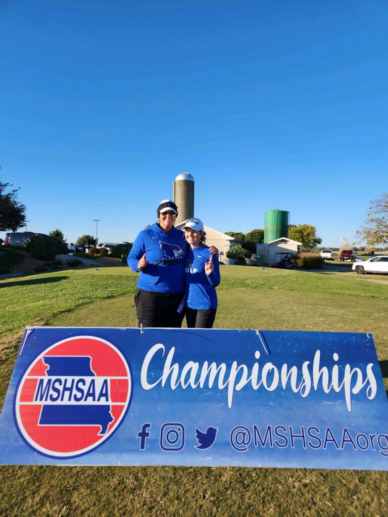 will5270's tweet photo. The greatest coach and greatest golfer. Congratulations to you both, Back to Back state champion. @CoachHunter07 https://t.co/k0x5kD4nKb