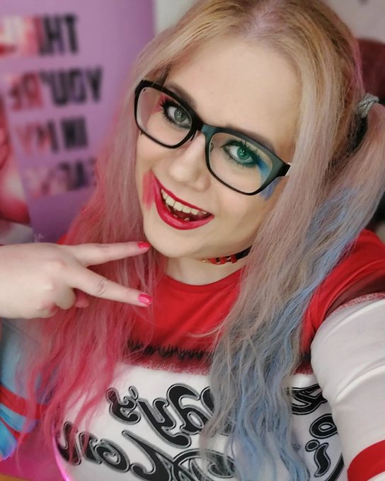 Streaming as Harley Quinn #harley #harleyquinn #harleyquinncosplay #gamergirl #nerd #marvel #egirl #streamer<a href="/tag/harley"class="tags">#harley</a><a href="/tag/harleyquinn"class="tags">#harleyquinn</a><a href="/tag/marvel"class="tags"><span>#marvel</span></a><a href="/tag/nerd"class="tags"><span>#nerd</span></a><a href="/tag/gamergirl"class="tags"><span>#gamergirl</span></a><a href="/tag/harleyquinncosplay"class="tags"><span>#harleyquinncosplay</span></a><a href="/tag/streamer"class="tags"><span>#streamer</span></a>