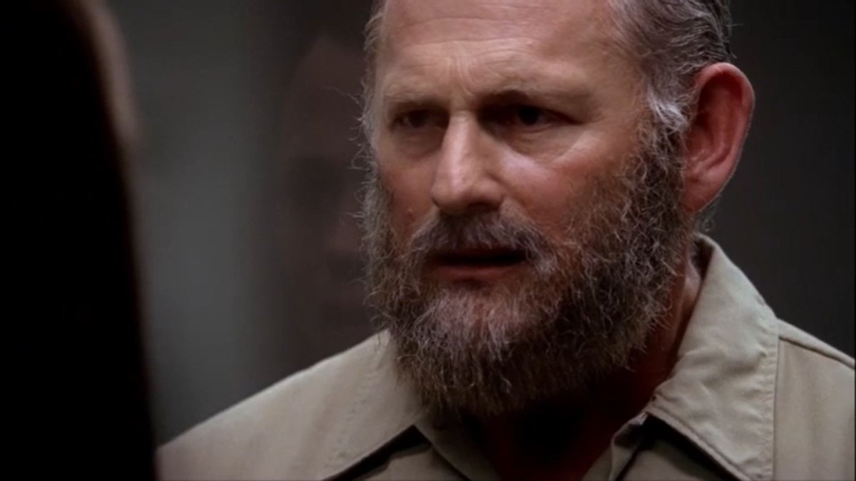 SimpleAliasCast's tweet photo. It's just about time to find out why #SpyDaddy has this beard... S3 is coming next week so be sure to watch The Two! #Alias https://t.co/uQVrwxlM7K