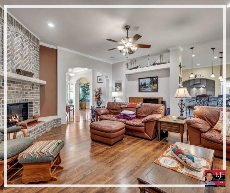 RJFischerTeam's tweet photo. #JustListed - Check out our latest residential/commercial listing! Country living with the convenience of everything you need in Hutto/Round Rock!

https://t.co/5HldlBtpoX
#HuttoTx #HomesForSale #Samsung #GreatLocation #CommercialProperty #RealEstate #AustinTx #Agent #Commercial https://t.co/dcJDvyJgLw