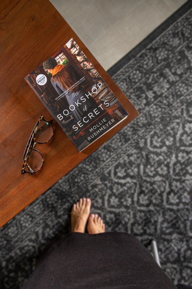 LoveInspiredBks's tweet photo. Coming next week!

A collection of lost books holds the clues to her family's legacy…and her future.

THE BOOKSHOP OF SECRETS by @mollierushmeyer 
https://t.co/3rGsS3dvbi https://t.co/DtlI24wAq8