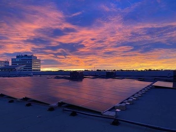 RJC_Engineers's tweet photo. Did you know that there are 2 primary methods to convert sunlight into energy – photovoltaics and concentrated solar power?
Learn more in our newest blog – Considerations for rooftop #solarpanelling: https://t.co/VuHZEcTR4m
#engineering #solarpanels #EnergyEfficiency https://t.co/D1nj72vfiI