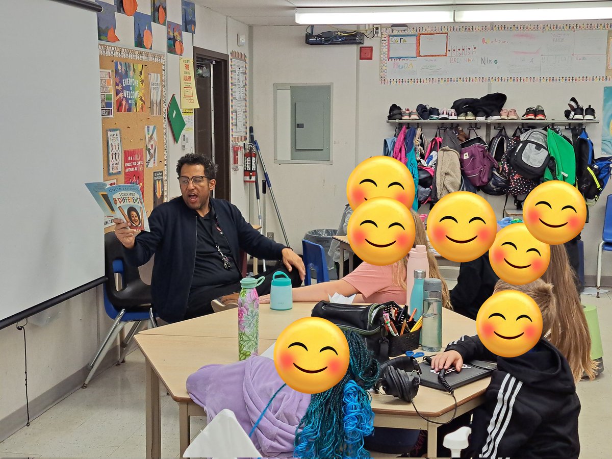 MsAmandaLong's tweet photo. Our Vice Prinicipal, Mr. Kellman, came in to read, "I color myself different" by @Kaepernick7 with my Grade 4/5 class and we facilitated a great dialogue on celebrating who we are and all our differences. #icolormyselfdifferent @PringleCreekPS https://t.co/ks4As4na2b
