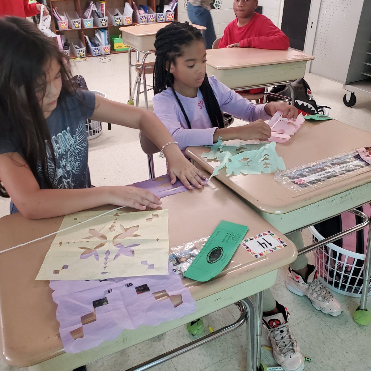 MaePuljanan's tweet photo. My 2nd Grade are so proud of their papel picado crafts. They are so creative. National Hispanic Heritage Month @Scurlockbears #EveryJourneyhasaStory https://t.co/Y6NPhh8iW5