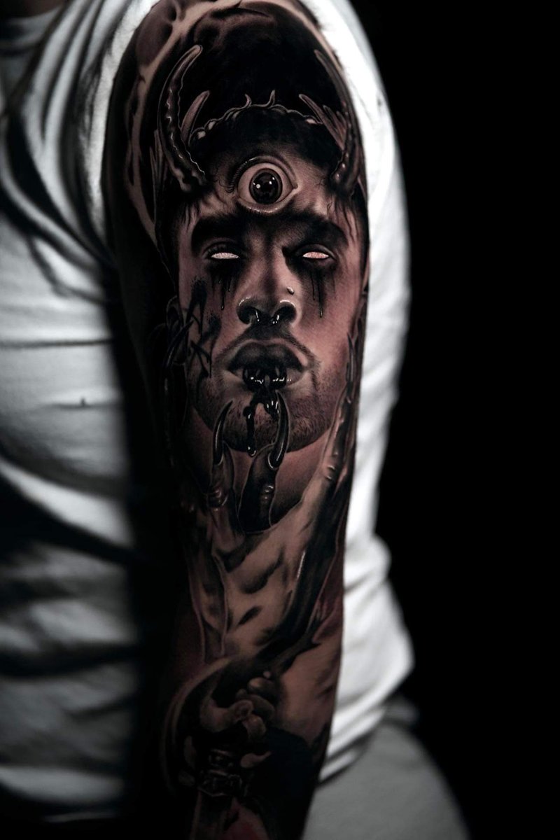 neicha8's tweet photo. new piece added🤓 hope y'all like it as much as me🫶🖤 @sanbenito https://t.co/8Nh9AWhkGc