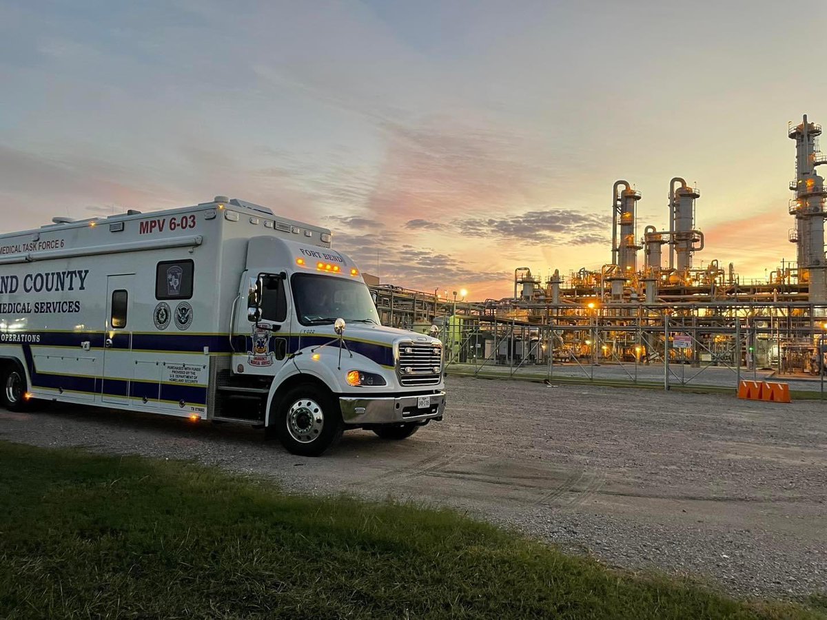 lpoem's tweet photo. #ThisIsOnlyADrill | Today, members of our Emergency Operations Center Staff, La Porte Fire Department, and La Porte EMS participated in a drill with Channel Industries Mutal Aid (CIMA) and the Local Emergency Planning Committee (LEPC). https://t.co/BLtDO3sAt3