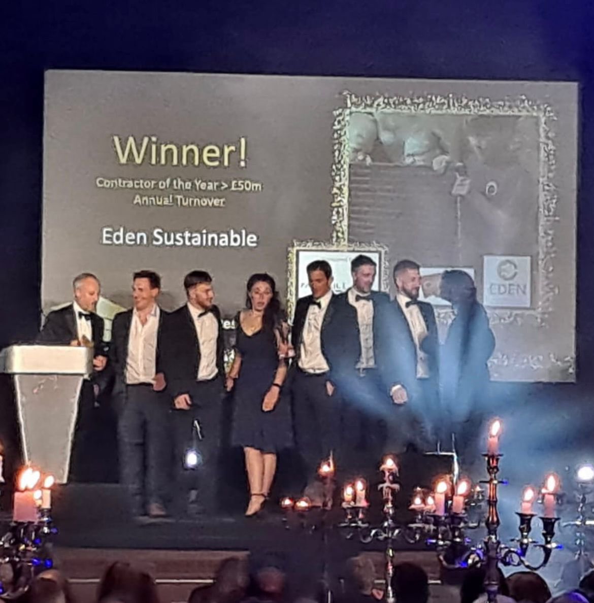 EdenSustainabl1's tweet photo. A great evening at the @EduEstates awards in Manchester, picking up the gong for Contractor of the Year >£50m t/o, with host @MrEdByrne #eduest22 #eduestates https://t.co/A8FVK88UgQ