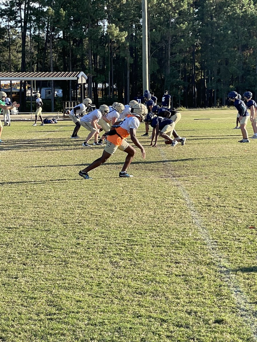 tcchsyjfootball's tweet photo. Preparations continue for our Top 10 region showdown with Houston this Friday night. #TheCounty #TogetherWeSwarm #W1NTHEDAY https://t.co/XVQnjn9R2G